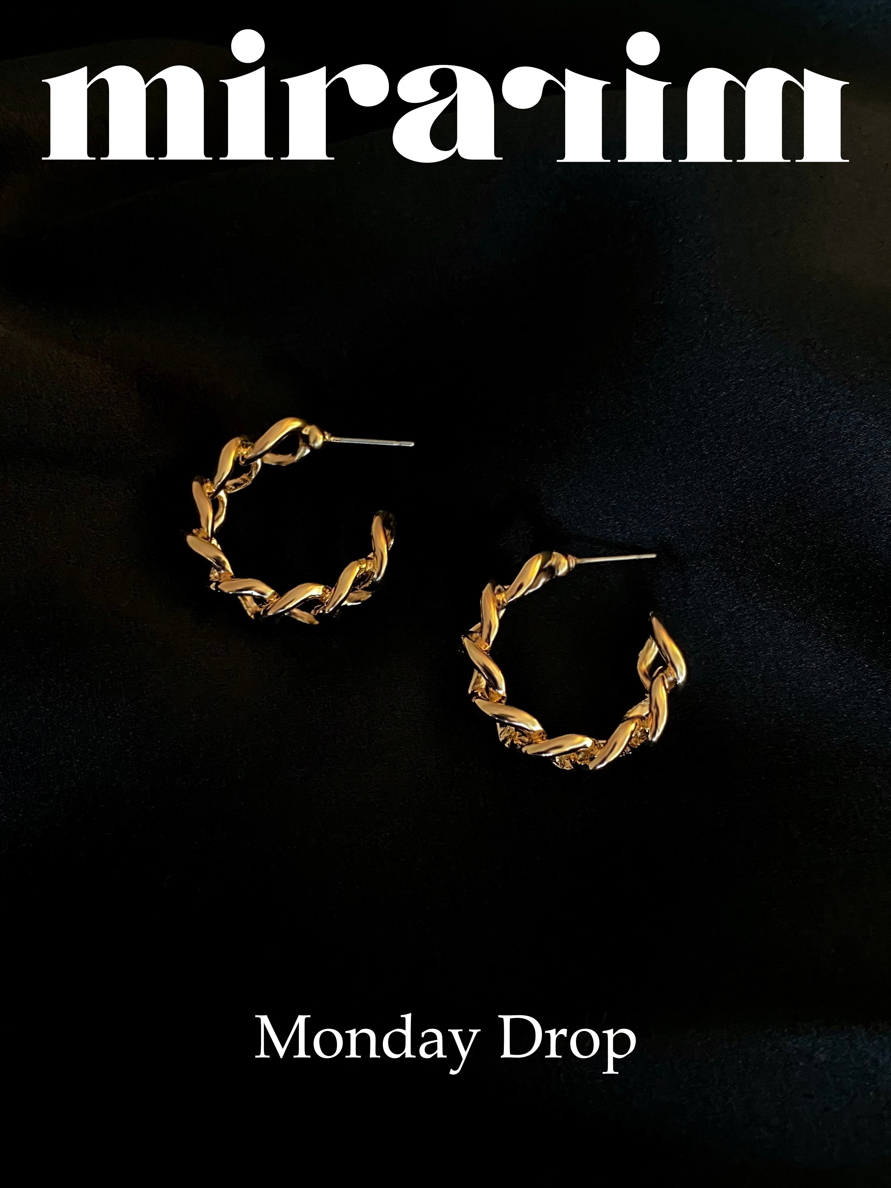 Chelsea Gold Twist Earrings