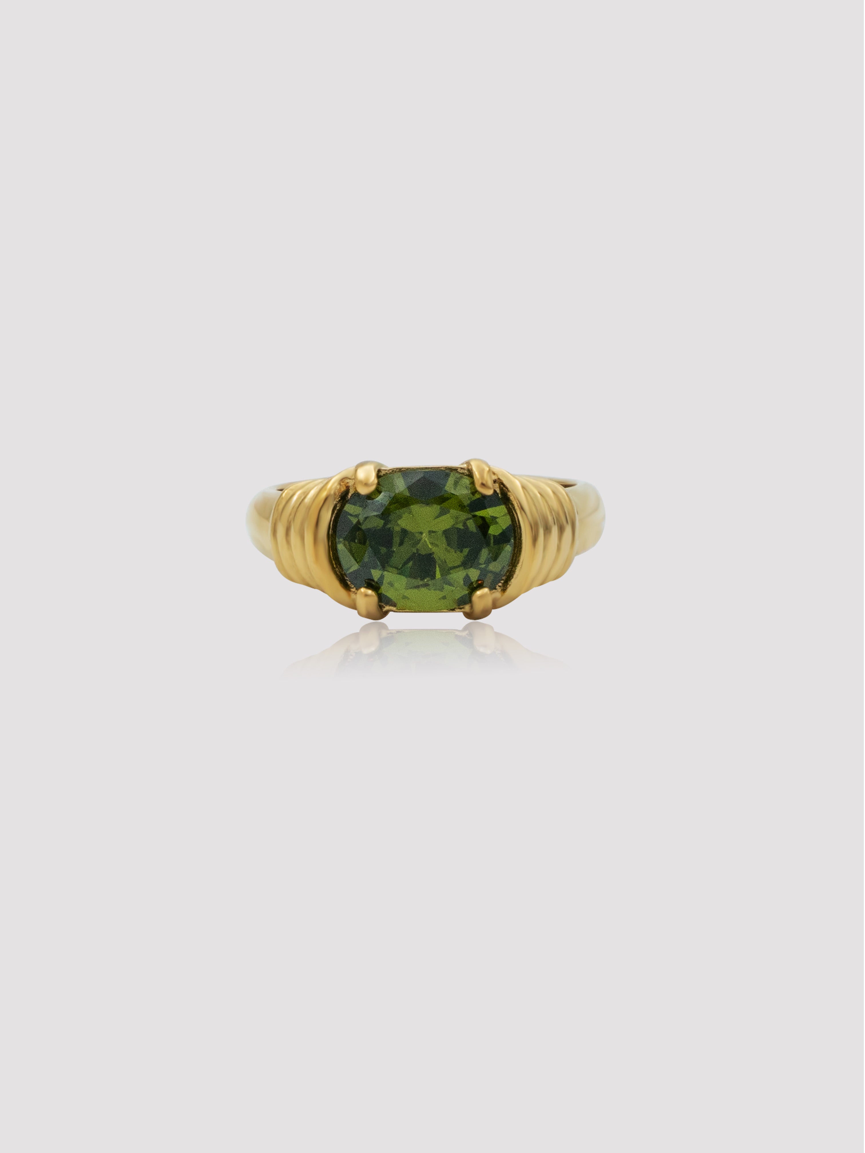 Vintage yet simple - Crafted to draw attention to yourself. The Crosby Stone Ring is the true embodiment of an heirloom, in color, in design, and an attitude. A timeless and of the moment ring piece in your jewelry collection for years to come. Details: 18K Gold Plated on Stainless Steel Made in Stainless Steel Available in colors: Black, Red, Green Available in US ring sizes: 6, 7, 8. Dimensions: Surface width mm Weight about g