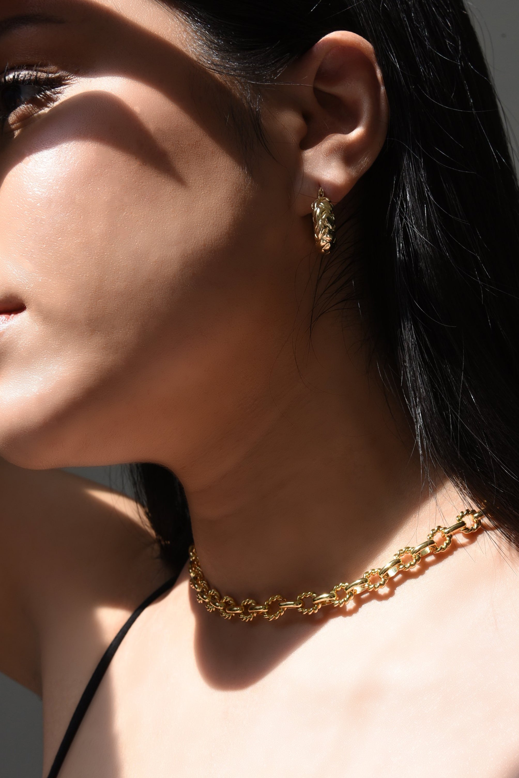 Everybody Gold Necklace