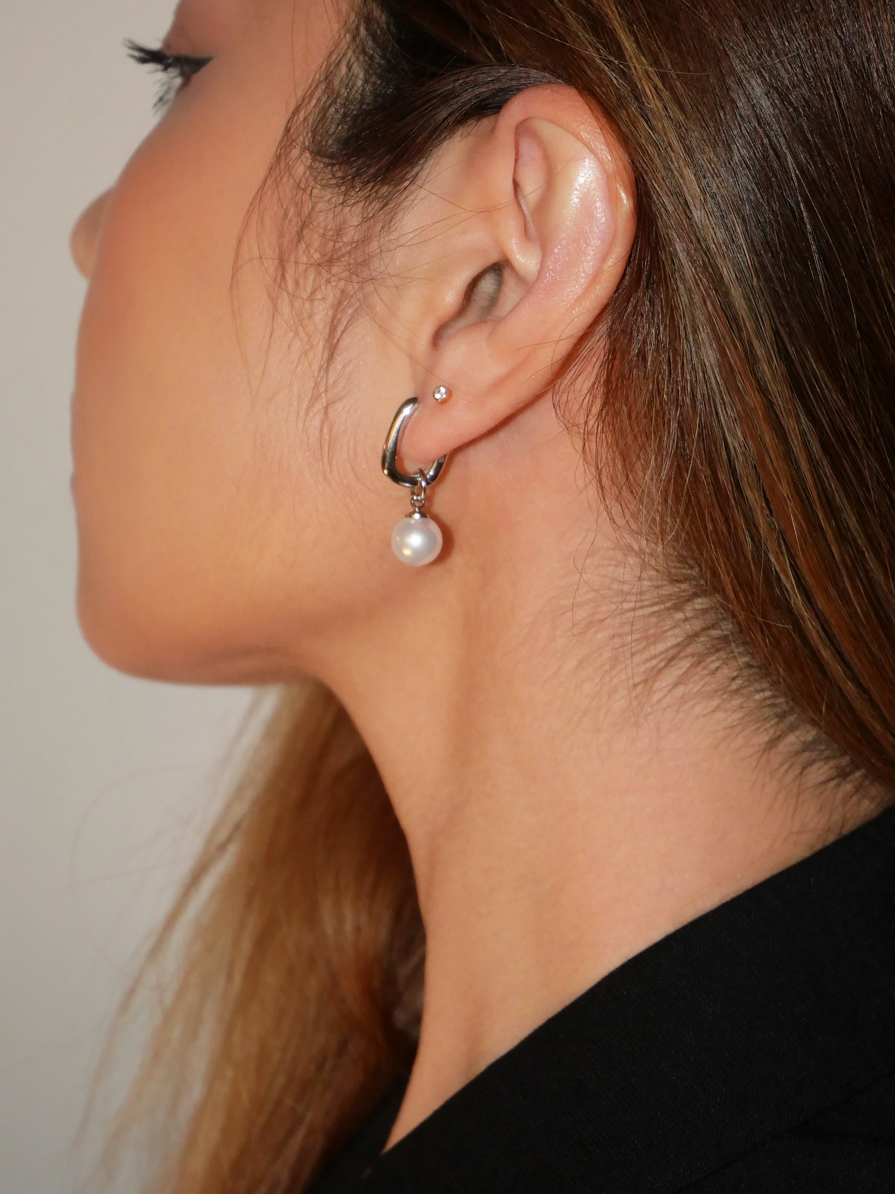 Mini Lexington Pearl Hoops