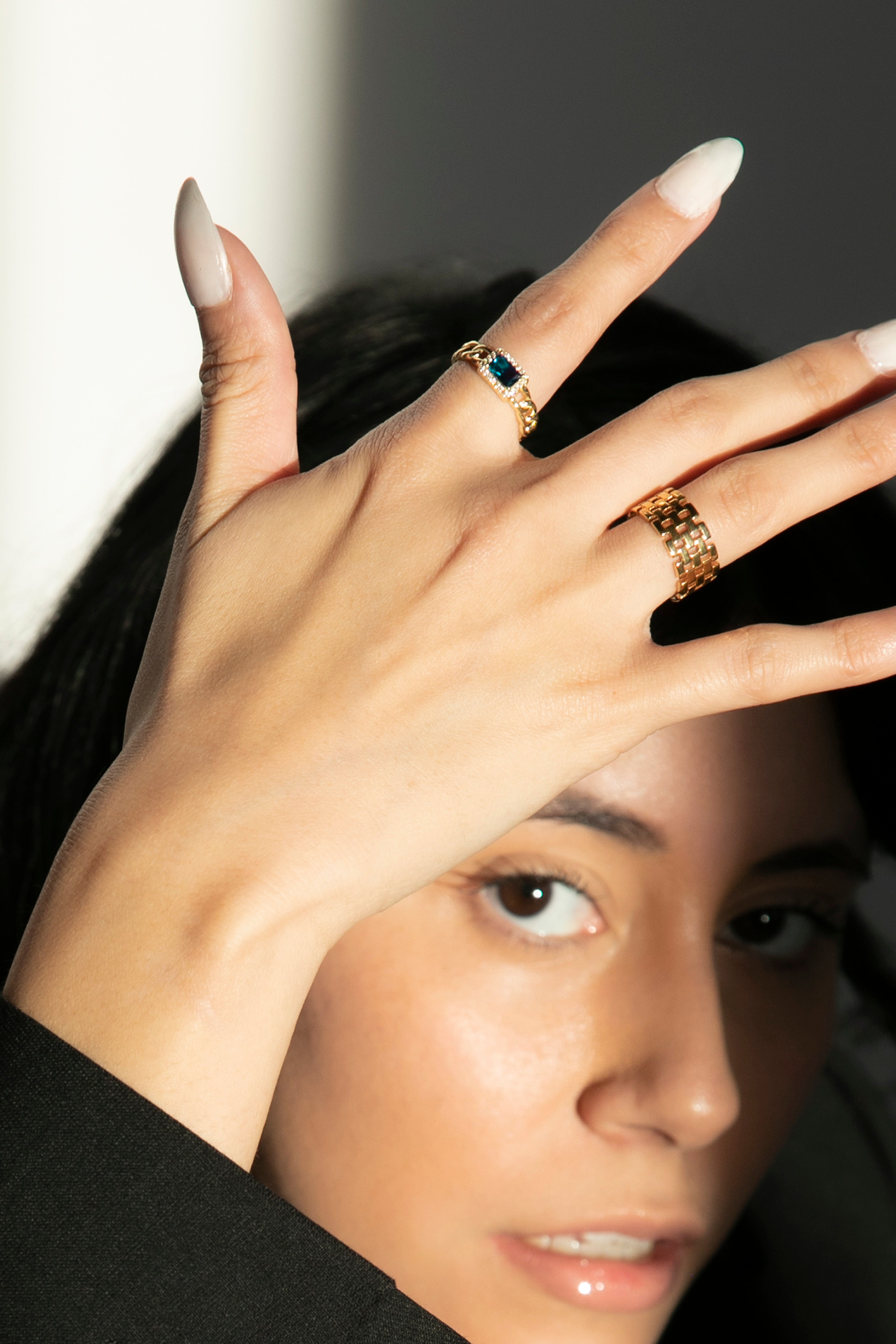 Manhattan Gold Ring
