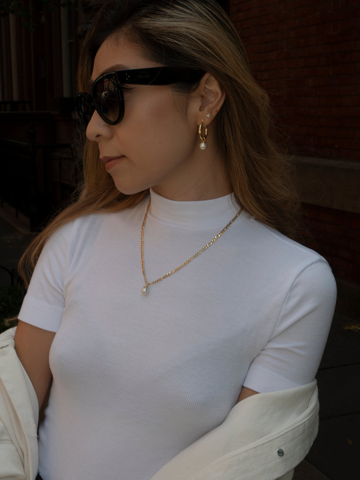 BEDFORD PEARL GOLD HOOPS